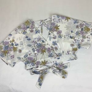 Sadie & Sage Tie-Back Crop Top